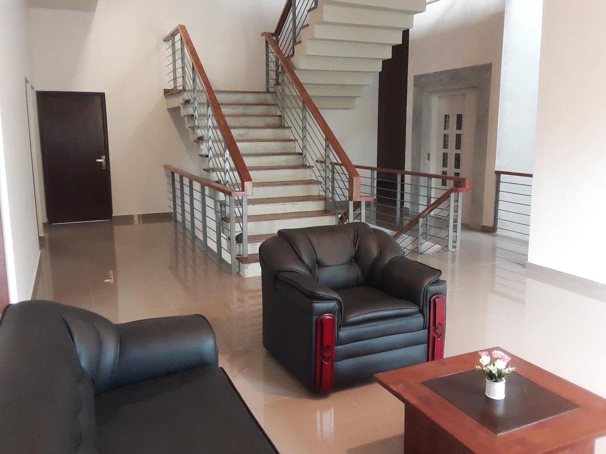 Thalangama Lakeview Lodge バタラムラ エクステリア 写真
